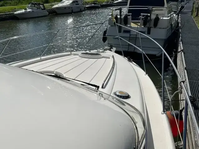 Fairline Phantom 40 Flybridge