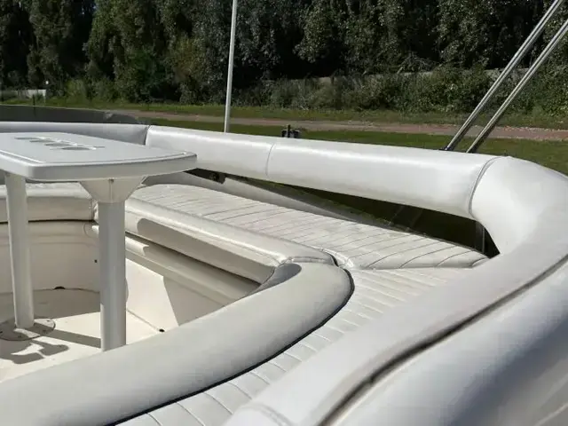 Fairline Phantom 40 Flybridge