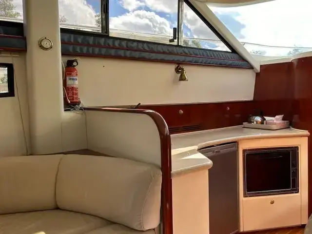 Fairline Phantom 40 Flybridge