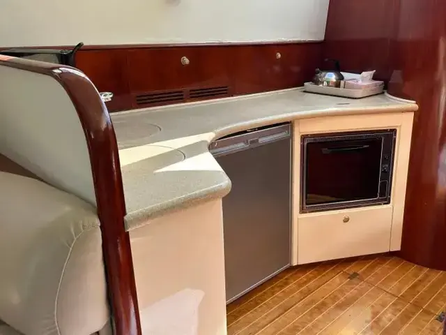 Fairline Phantom 40 Flybridge