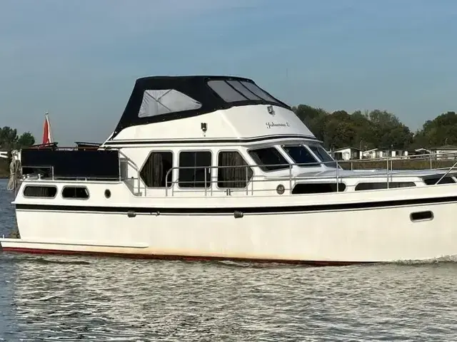 Valkkruiser 11.00 Flybridge