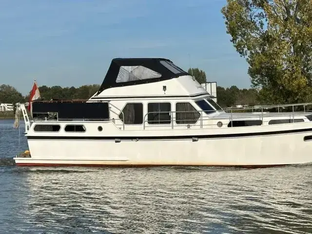 Valkkruiser 11.00 Flybridge