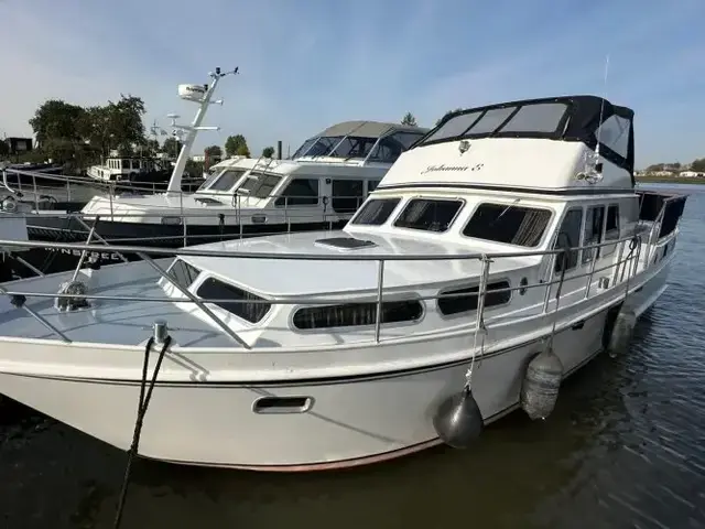 Valkkruiser 11.00 Flybridge