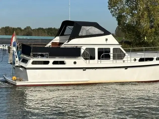 Valkkruiser 11.00 Flybridge