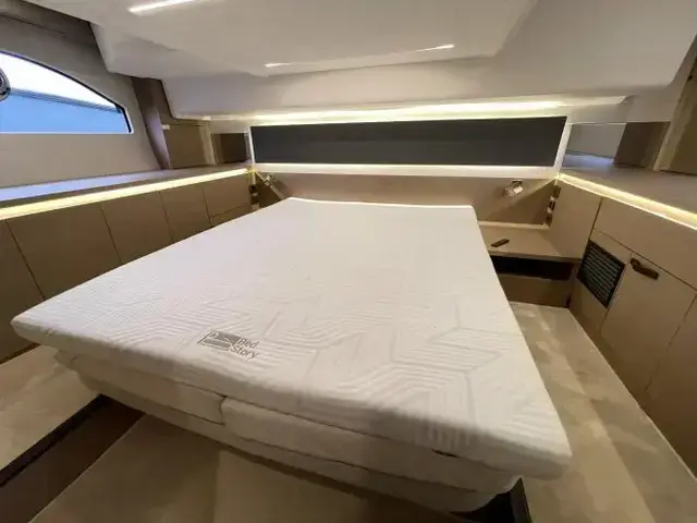 Jeanneau Prestige 420 Flybridge