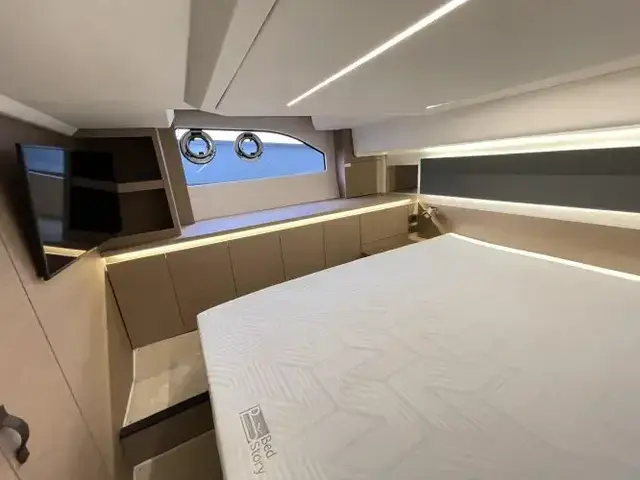 Jeanneau Prestige 420 Flybridge