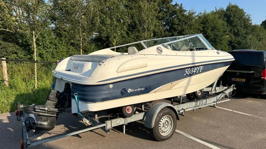 2000 Silverline bowrider 1805 ls