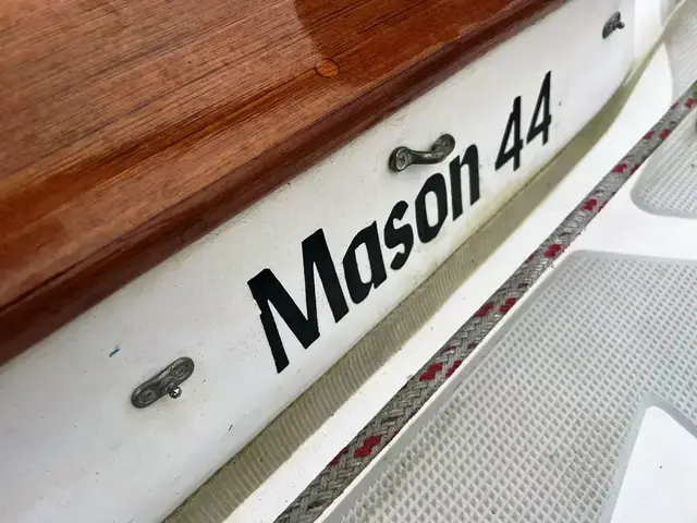 Mason 44