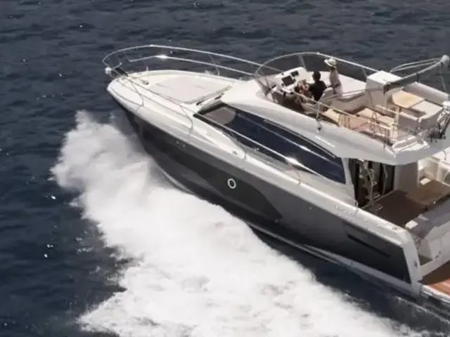 Jeanneau Prestige 420 Flybridge