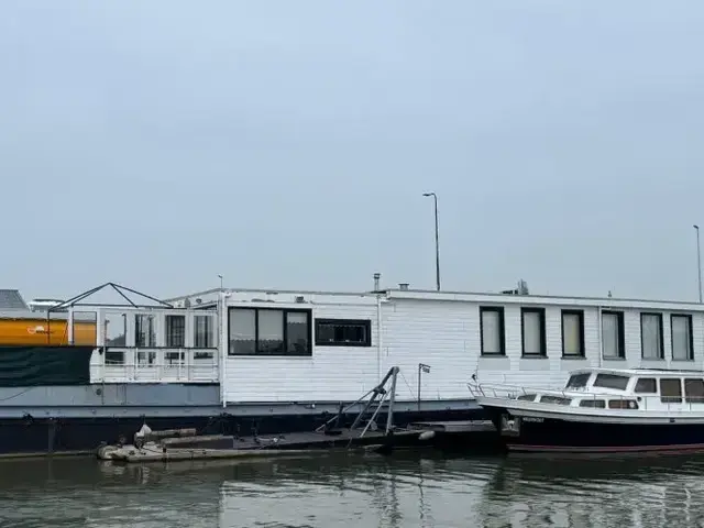 Houseboat Woonark 39.50