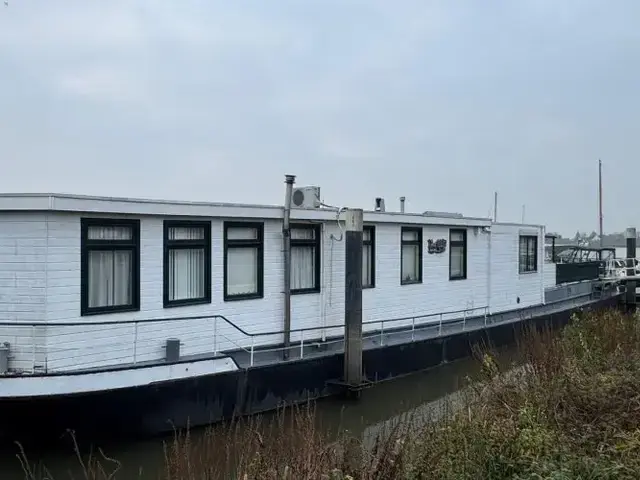 Houseboat Woonark 39.50