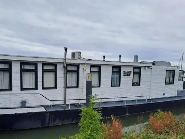 Houseboat Woonark 39.50