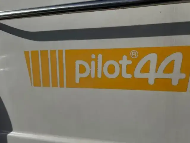 Pilot 44