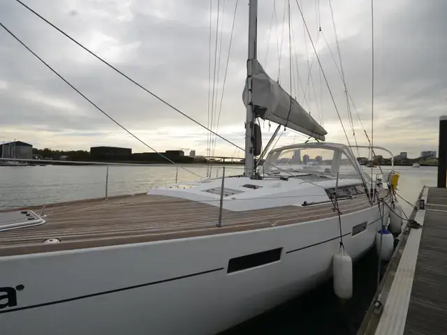 Beneteau Oceanis 45 (3 Cbs)