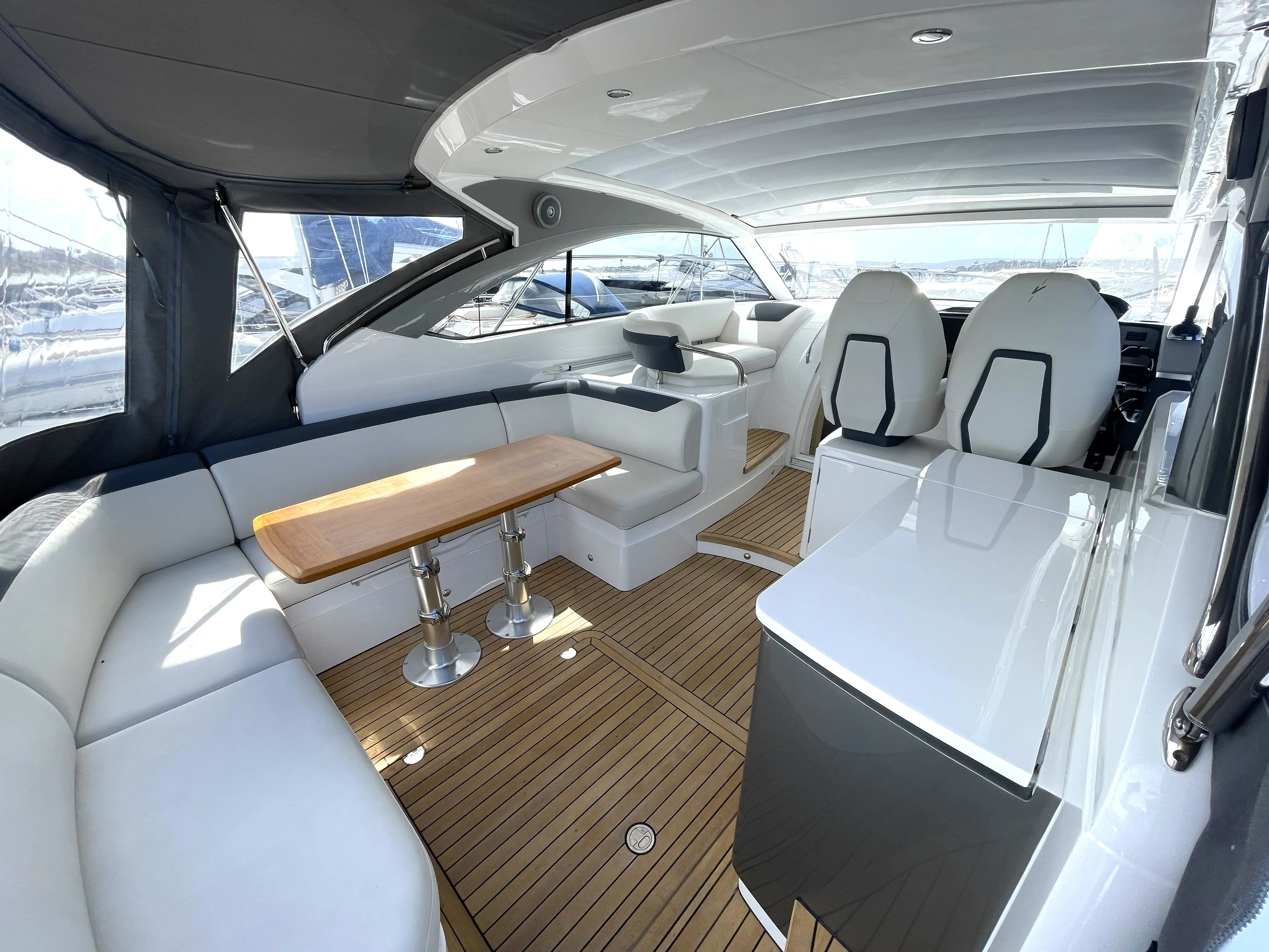 2019 Princess v40