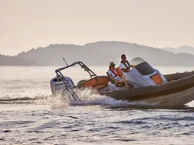 Highfield 700 Sport RIB Boat