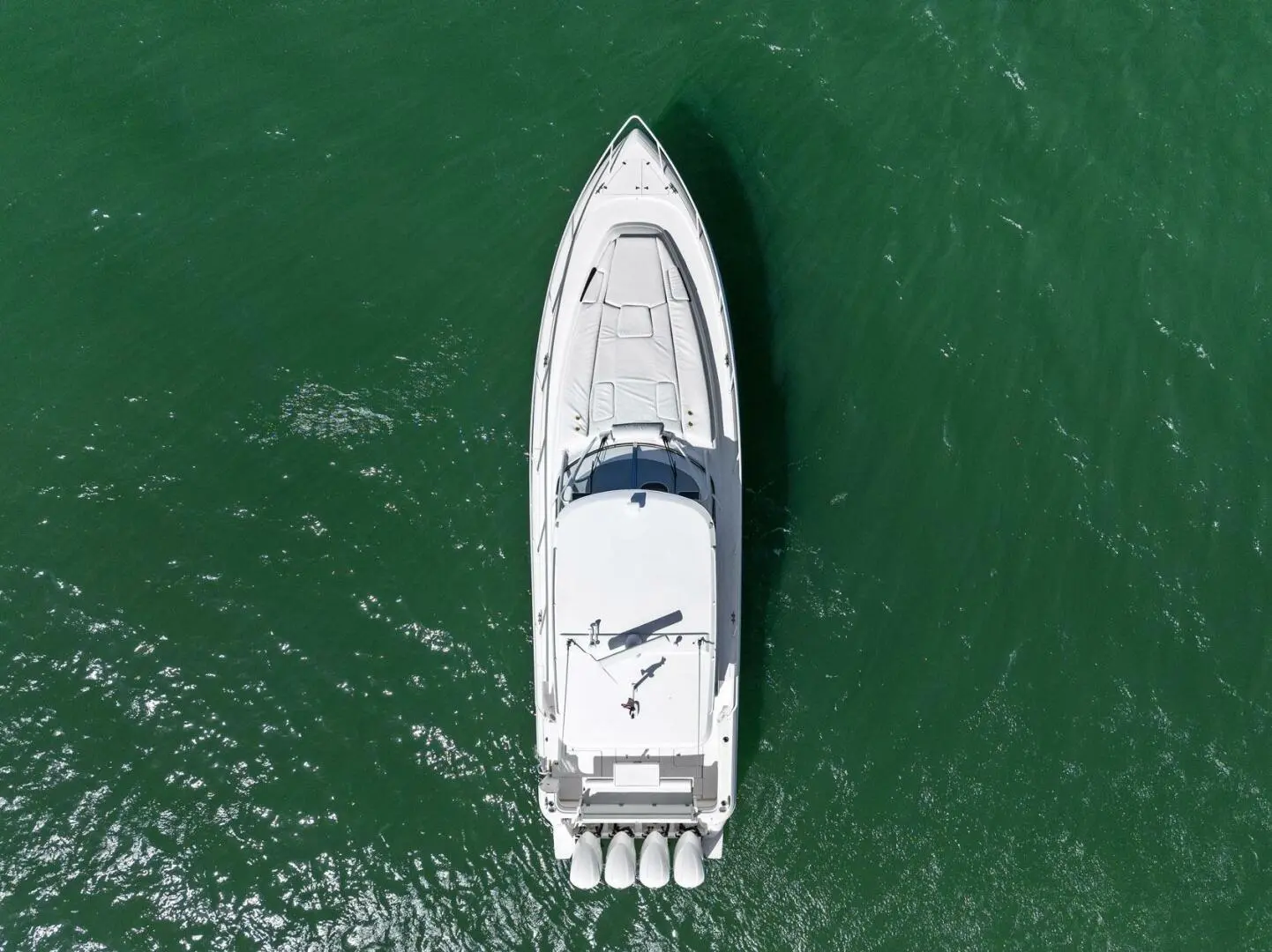 2018 Intrepid 475 sport yacht