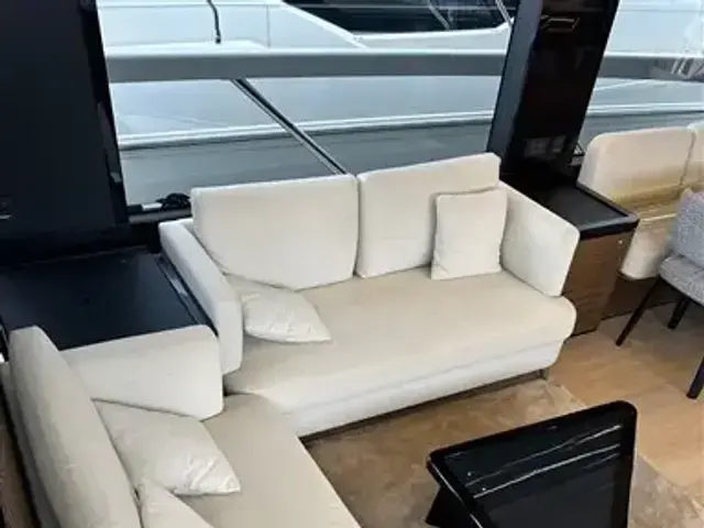 Absolute Navetta 64