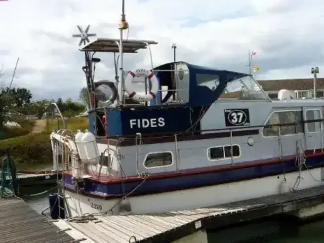 Aquafibre Boats Ernest Collins 37