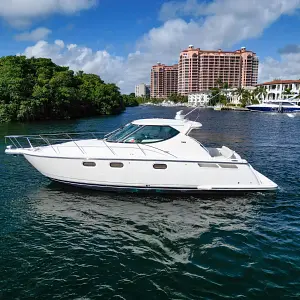 2008 Tiara Yachts 3900 Sovran