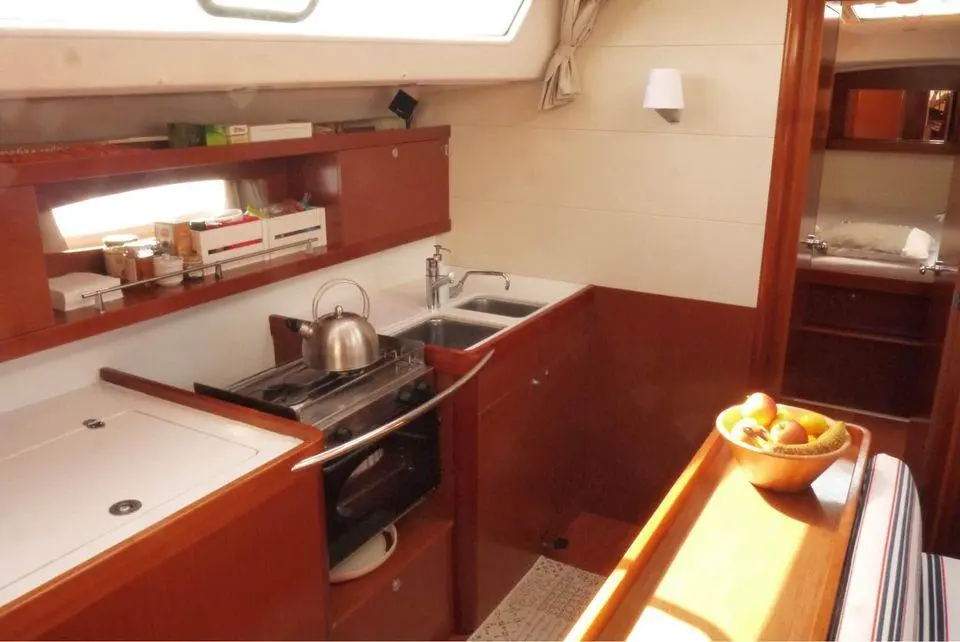 2010 Beneteau oceanis 50 family