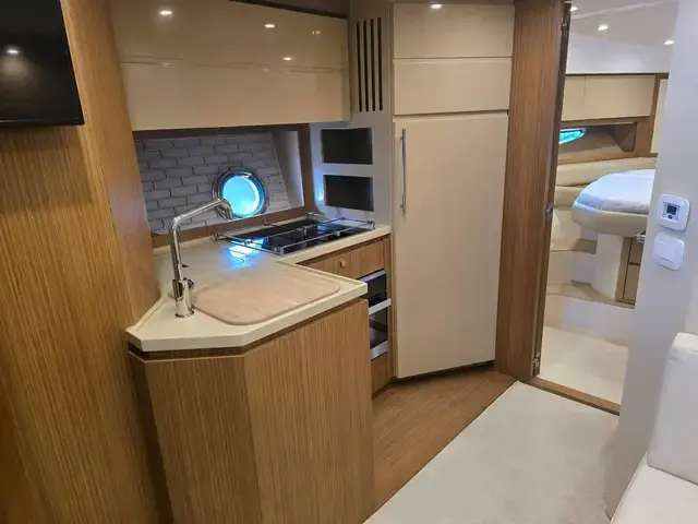 Azimut Atlantis 50