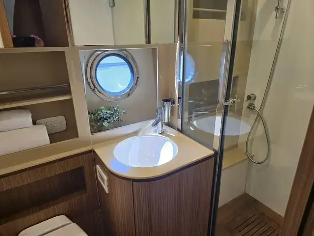 Azimut Atlantis 50