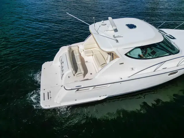 Tiara Yachts 3900 Sovran