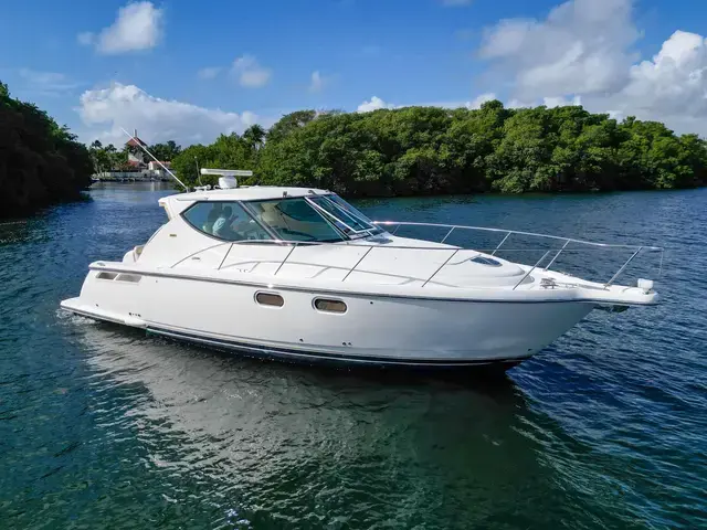 Tiara Yachts 3900 Sovran