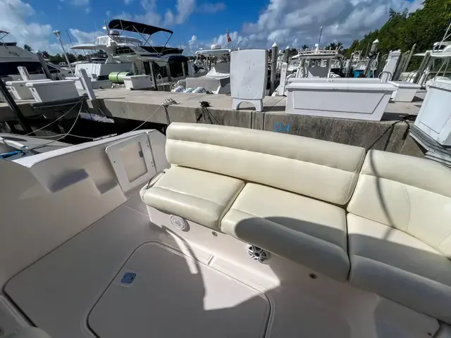 Tiara Yachts 3900 Sovran