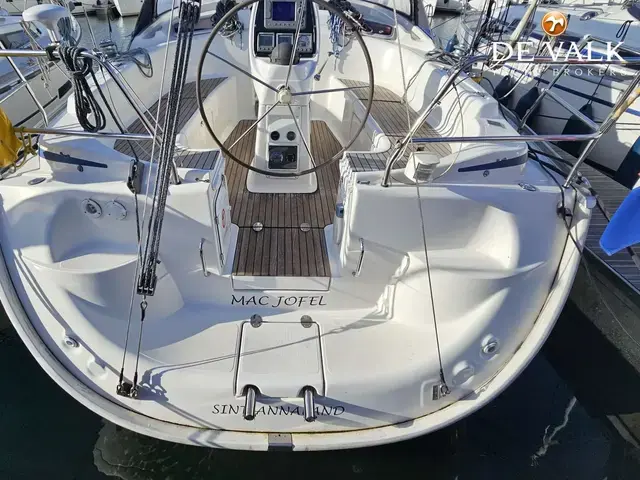 Bavaria Cruiser 37