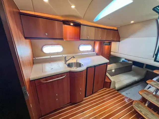 Tiara Yachts 3900 Sovran