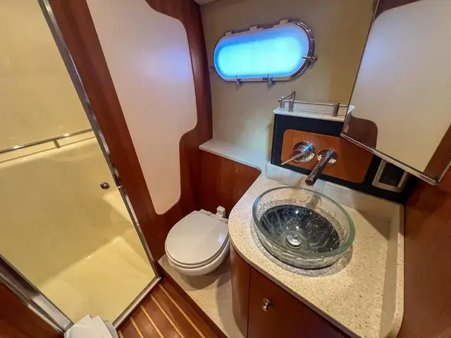 Tiara Yachts 3900 Sovran