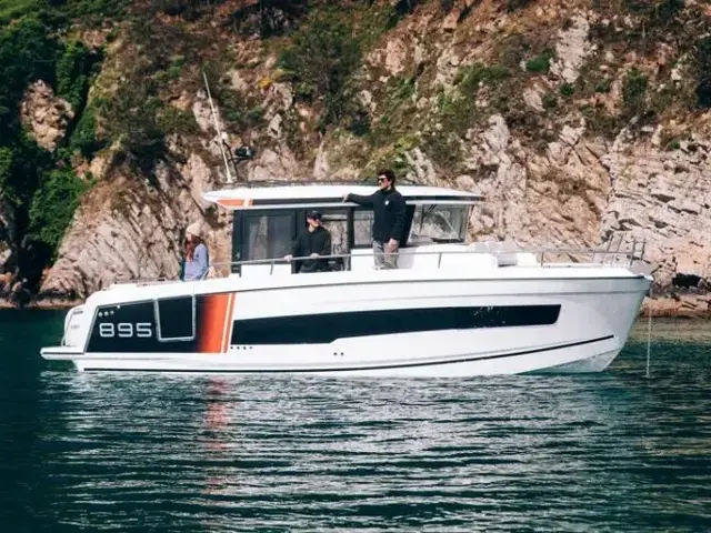 Jeanneau Merry Fisher 895 Sport S2 New Model!