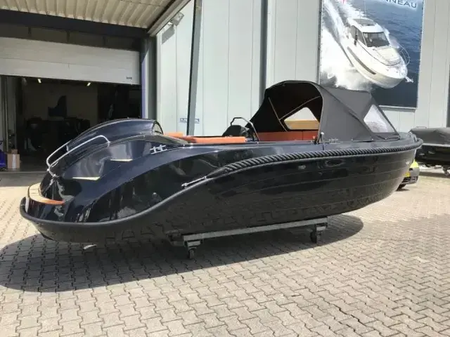 Oudhuijzer 580 Tender