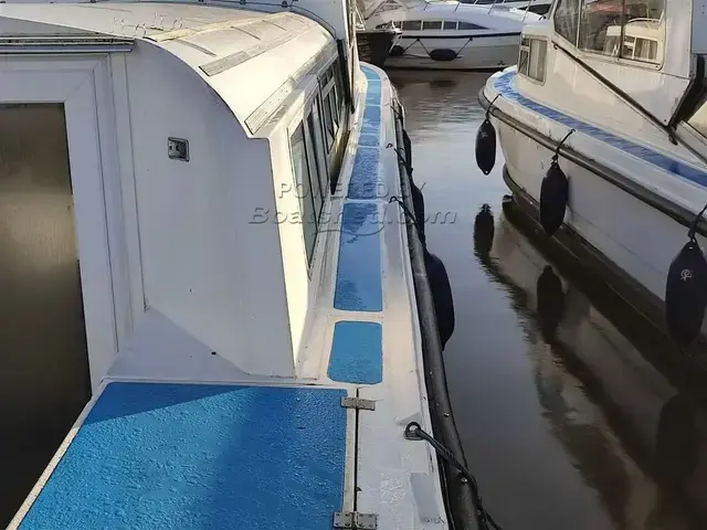 Aquafibre Boats Entrepreneur 44