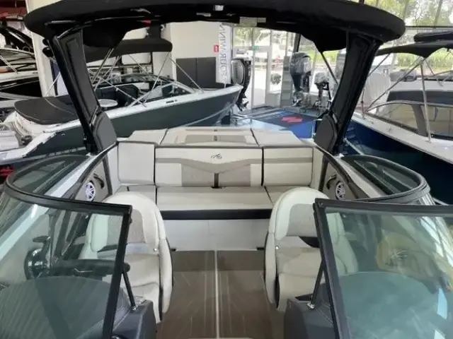 Monterey 238 Ss Bowrider