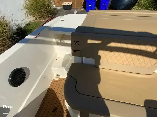 Bayliner Vr6