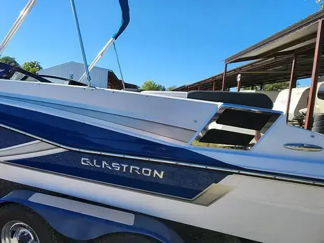 Glastron 225