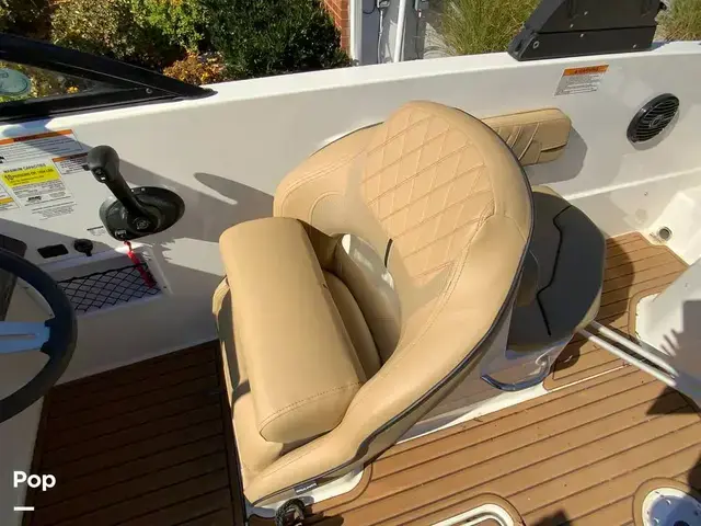 Bayliner Vr6