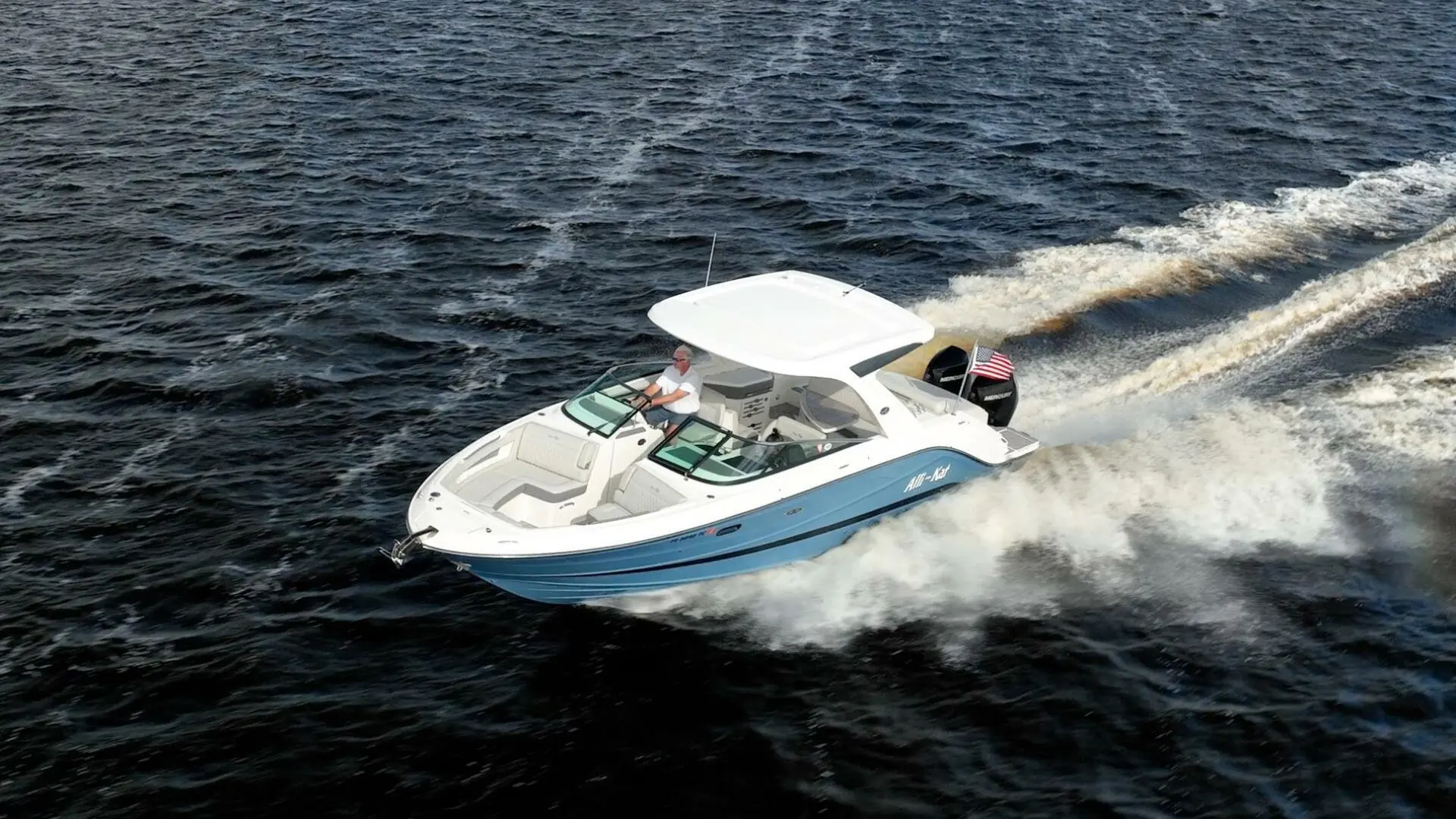 2022 Sea Ray 310 slx