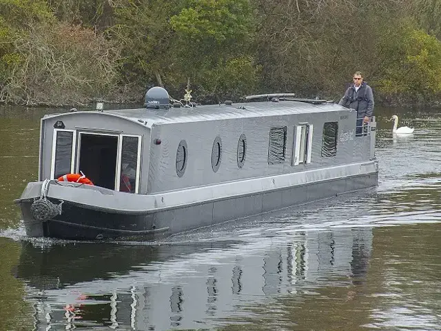 Pendle Narrowboats  60' Semi Cruiser Round Stern