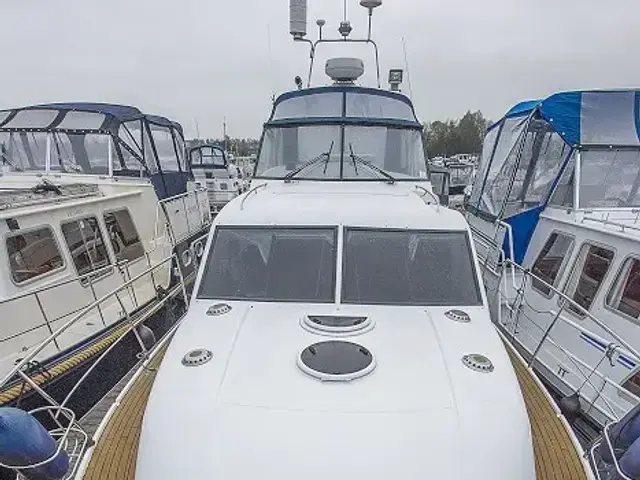 Broom Ocean 38