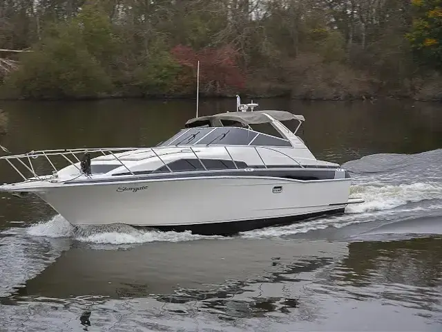 Bayliner 3255 Avanti