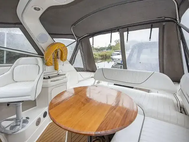 Bayliner 3255 Avanti