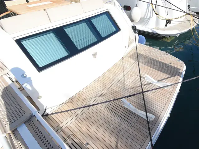 Fairline Squadron 65