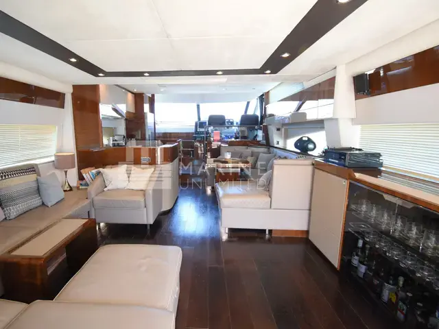 Fairline Squadron 65