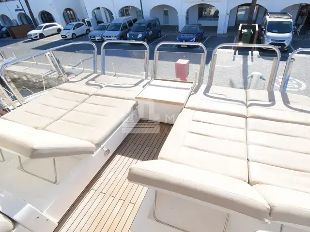 Fairline Squadron 65