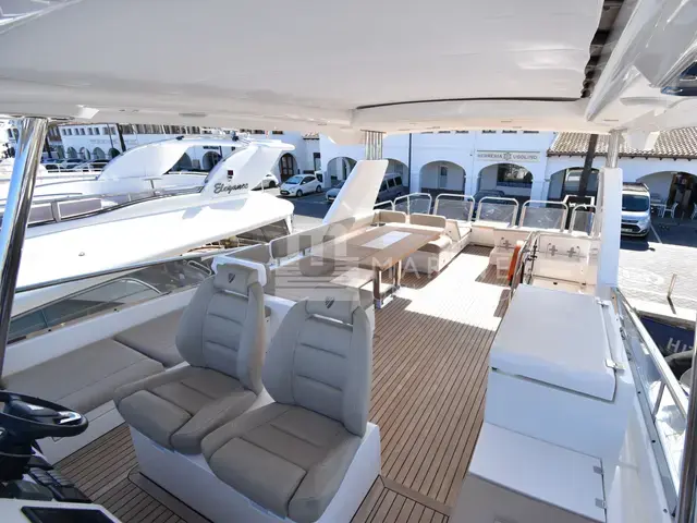 Fairline Squadron 65