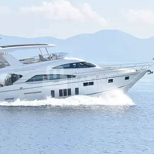 2017 Fairline Squadron 65